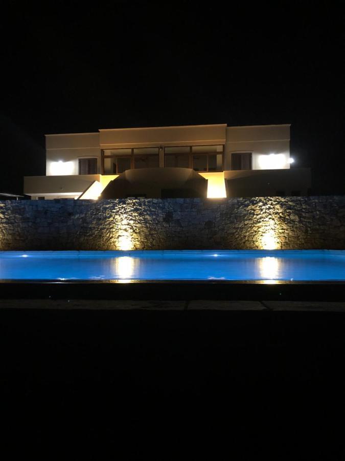 Dimora Le Ginestre Adults Only Acomodação com café da manhã Fasano Exterior foto